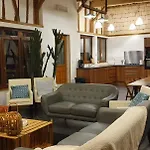 Hotel Le Domaine D'hérambault 2*