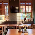 Hotel Le Domaine D'hérambault 2*
