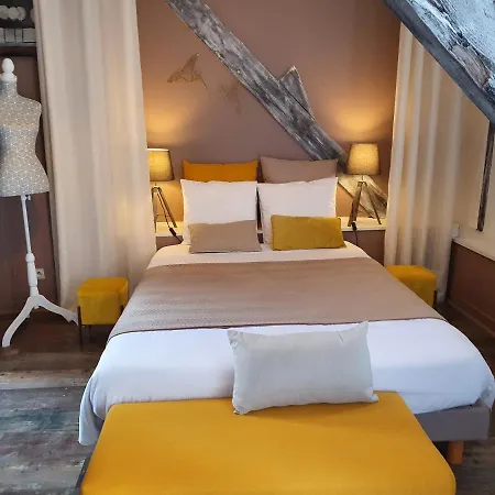 Le Domaine D'herambault Отель 2*