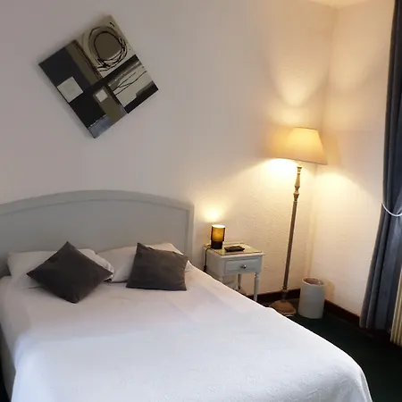 Hotel Le Domaine D'herambault 2*