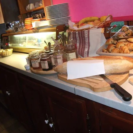 Le Domaine D'herambault فندق 2*