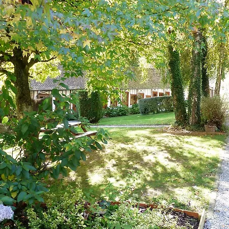 Le Domaine D'herambault Отель