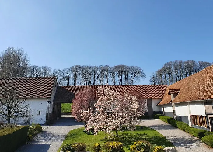 Le Domaine D'hérambault Hotel