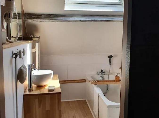 Le Domaine D'hérambault 2*