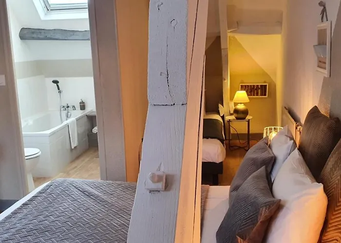 Hotel Le Domaine D'hérambault 2*