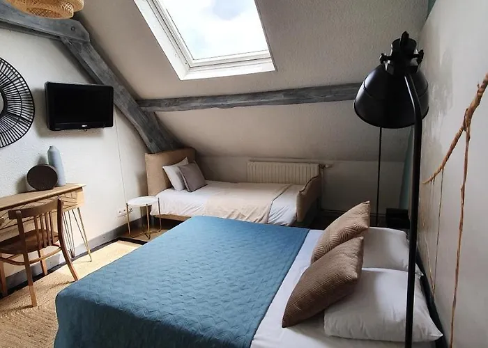 Hotel Le Domaine D'hérambault 2*