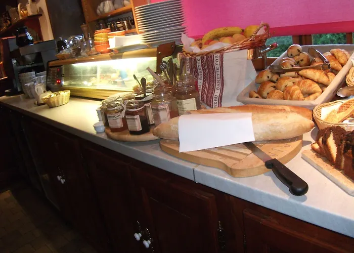 Le Domaine D'hérambault Hotel 2*